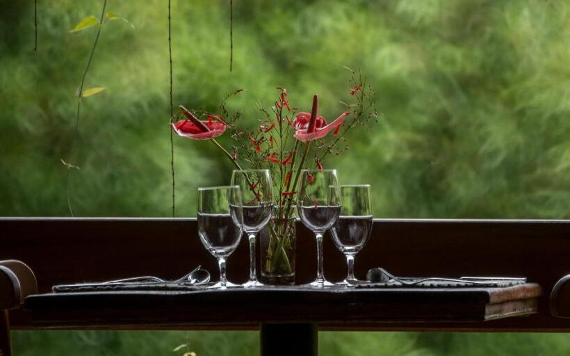 Отель Parador Lumiar