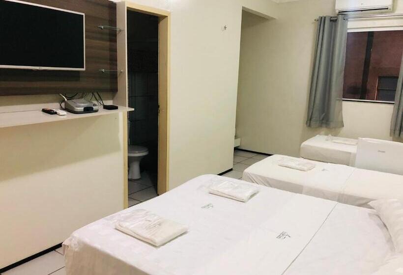 בית מלון כפרי Pinheiro