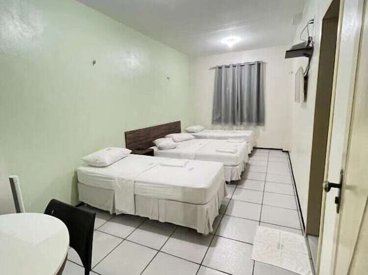 בית מלון כפרי Pinheiro