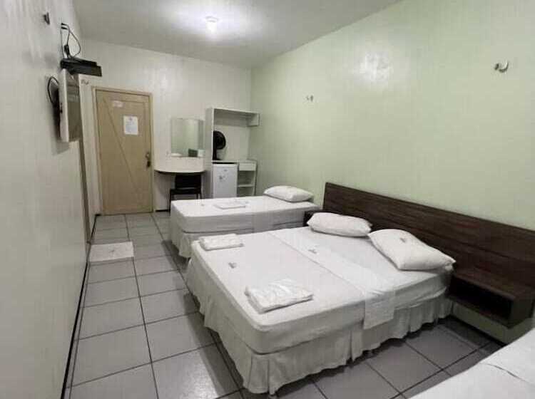 בית מלון כפרי Pinheiro