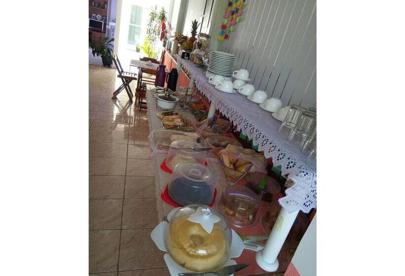 ホテル Pousada Lilás