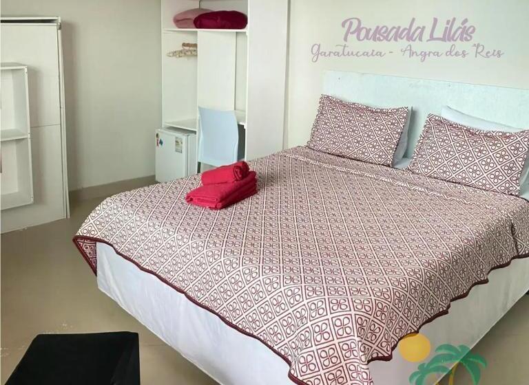 ホテル Pousada Lilás