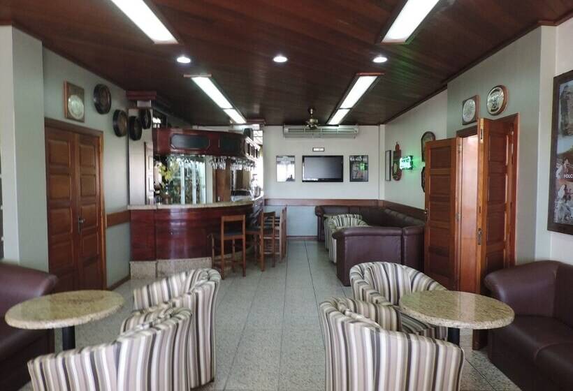 בית מלון כפרי Radar