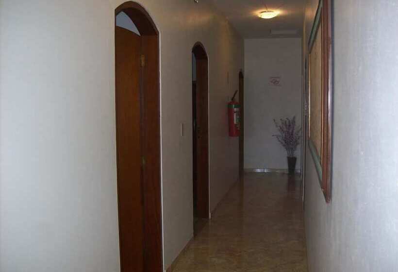 בית מלון כפרי Sara