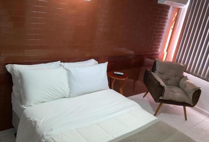 فندق Senador Distributed By Ameris