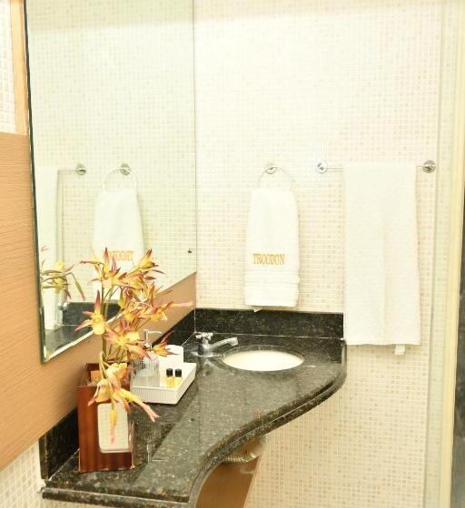 בית מלון כפרי Troodon Park