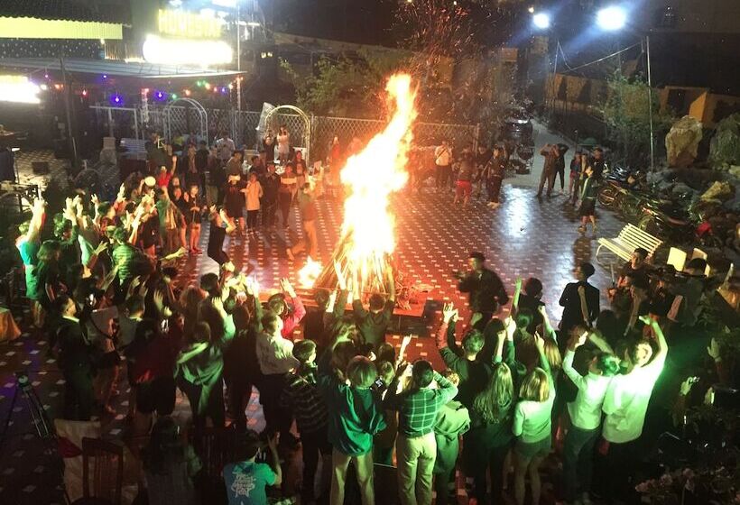 هتل Homestay Discovery Sapa