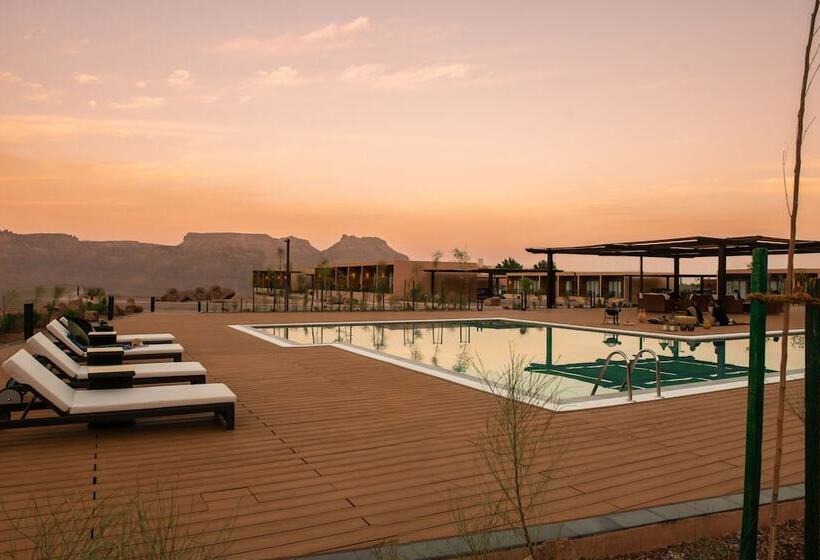 هتل Cloud7 Residence Alula