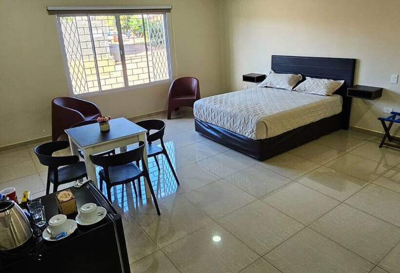 فندق Mensú Grand