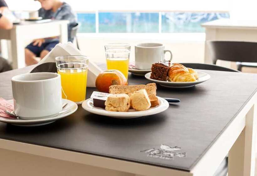 בית מלון כפרי Mensú Grand