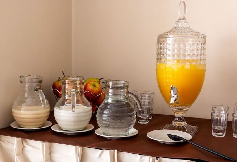 فندق Mensú Grand