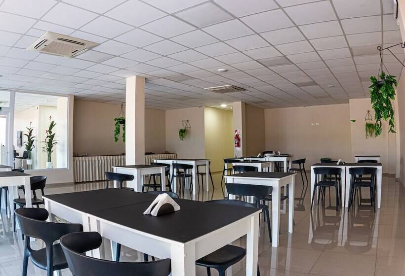 فندق Mensú Grand