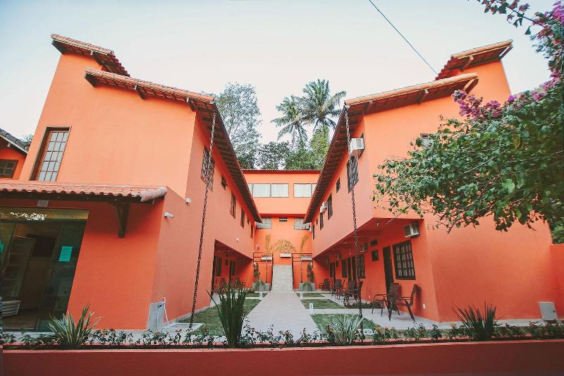 בית מלון כפרי Clh Suites Ilha Grande