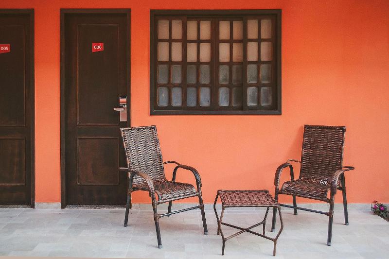 בית מלון כפרי Clh Suites Ilha Grande