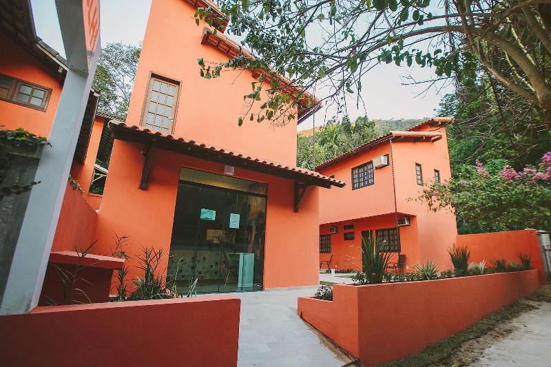 בית מלון כפרי Clh Suites Ilha Grande