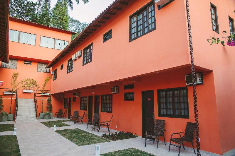 בית מלון כפרי Clh Suites Ilha Grande