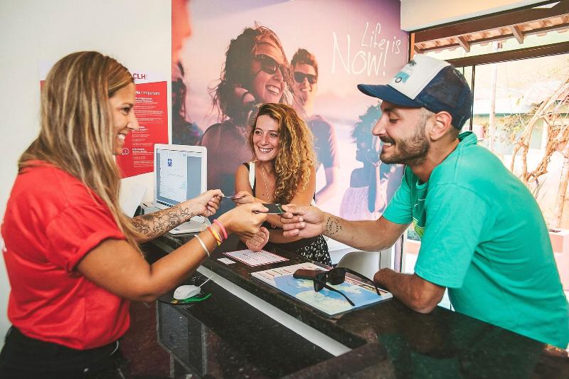 בית מלון כפרי Clh Suites Ilha Grande