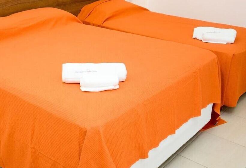 Отель Equatorial