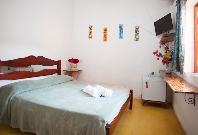 בית מלון כפרי Hospedaria Corona De Pedra