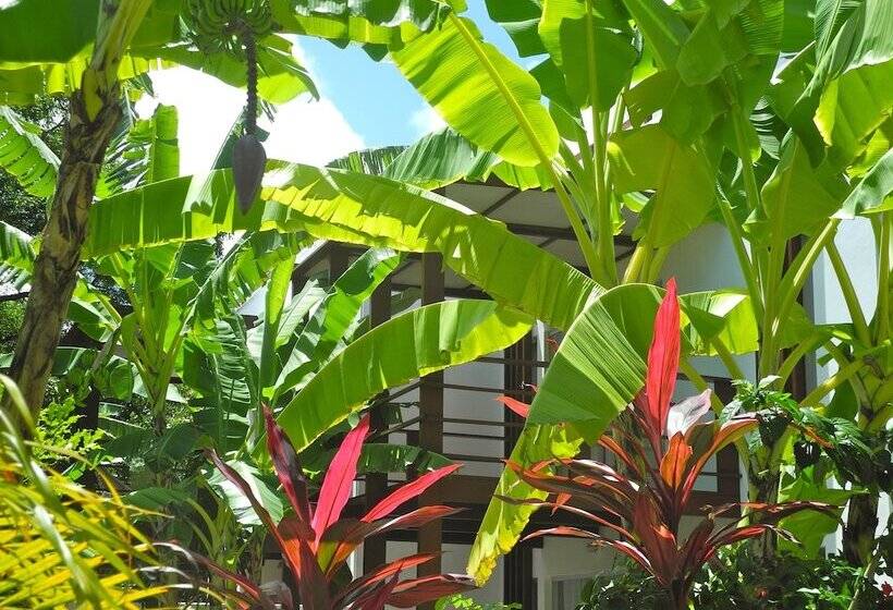 בית מלון כפרי La Réserve Design Villas