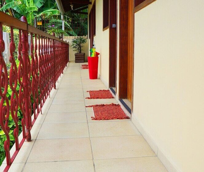 בית מלון כפרי Pousada Baobá E Spa