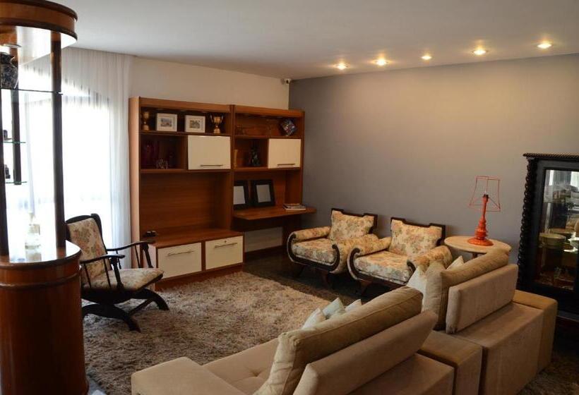 בית מלון כפרי Pousada Guanabara Garden