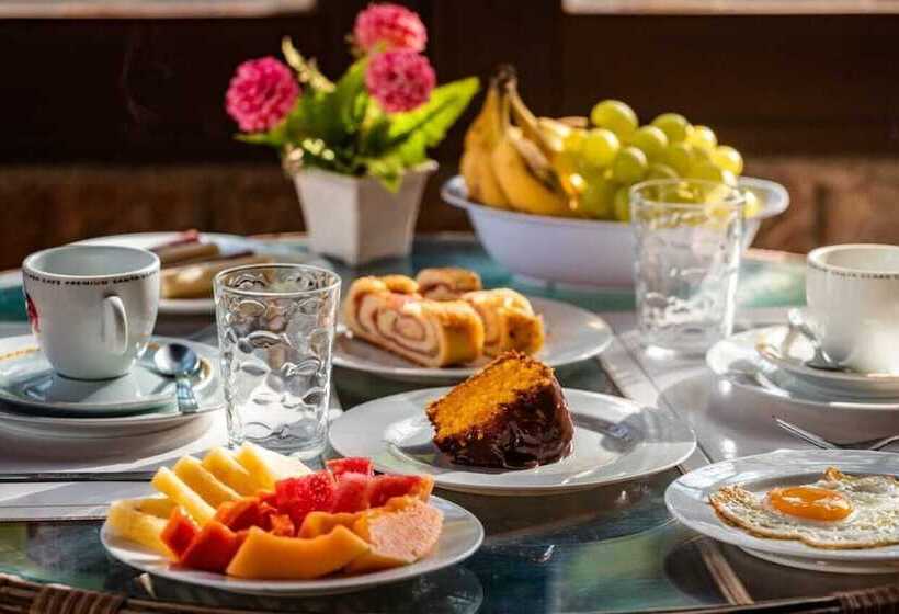 ホテル Pousada Iguana