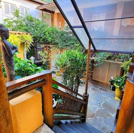 בית מלון כפרי Pousada Lacosta