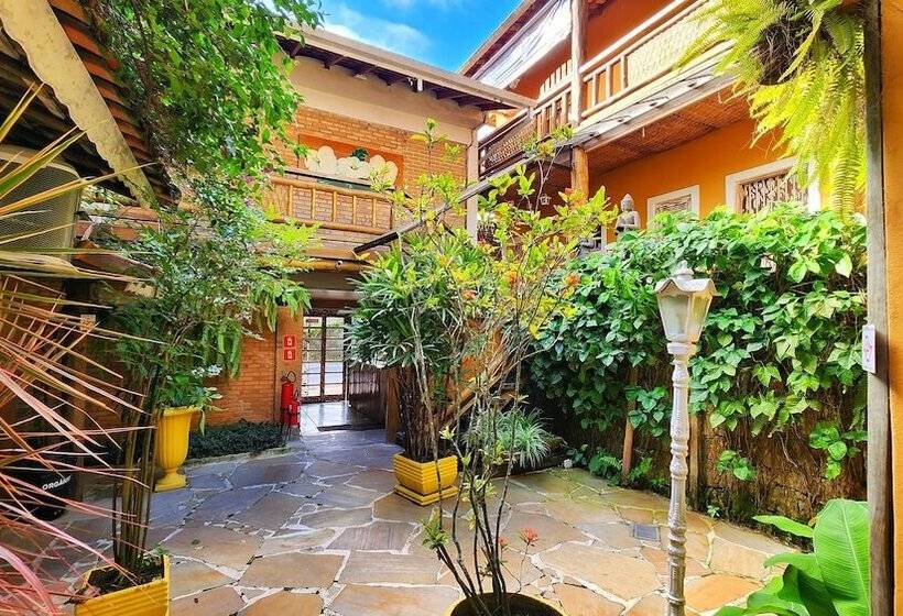 בית מלון כפרי Pousada Lacosta