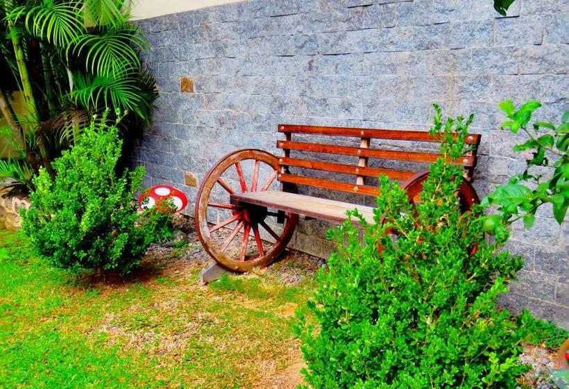 Отель Pousada Magia Da Montanha