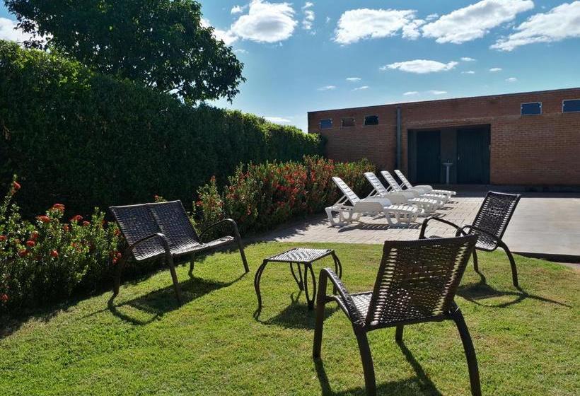 ホテル Pousada Nuporanga