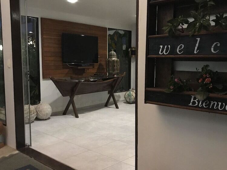 Отель Pousada Quatro Estações