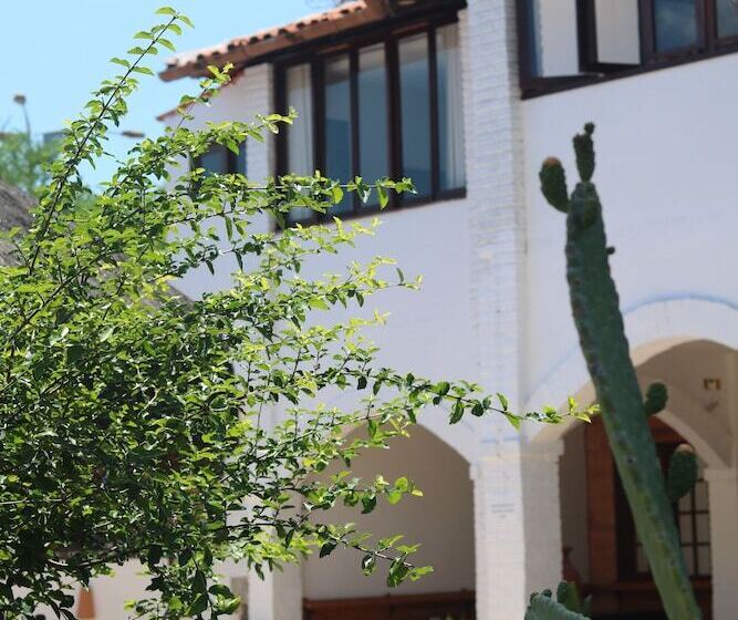 Отель Pousada Quatro Estações