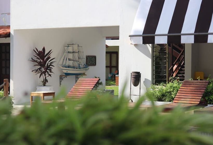 Отель Pousada Quatro Estações