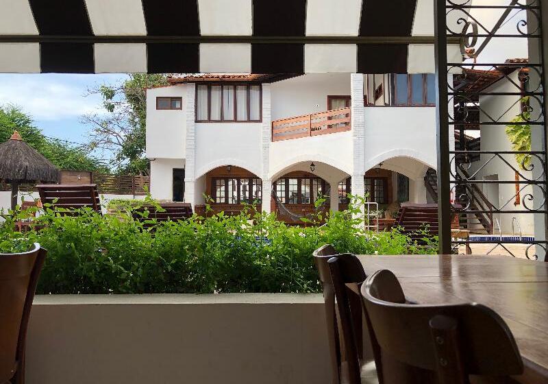 Отель Pousada Quatro Estações