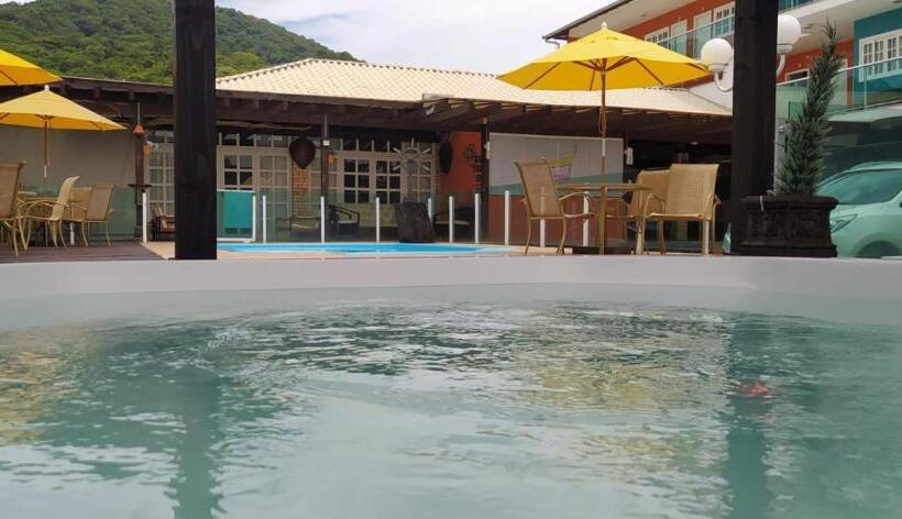 فندق Pousada Quinta Da Baleeira Mais Parque Terra Atlântica