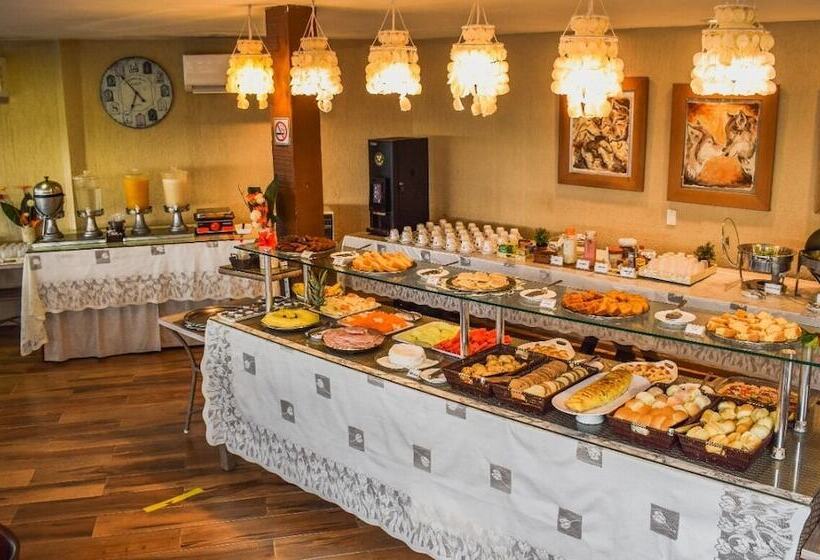 فندق Pousada Recanto Do Lobo