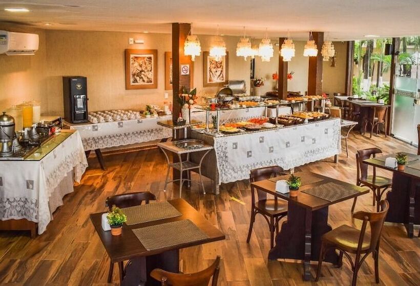 فندق Pousada Recanto Do Lobo