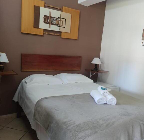 בית מלון כפרי Pousada Rio Paraty