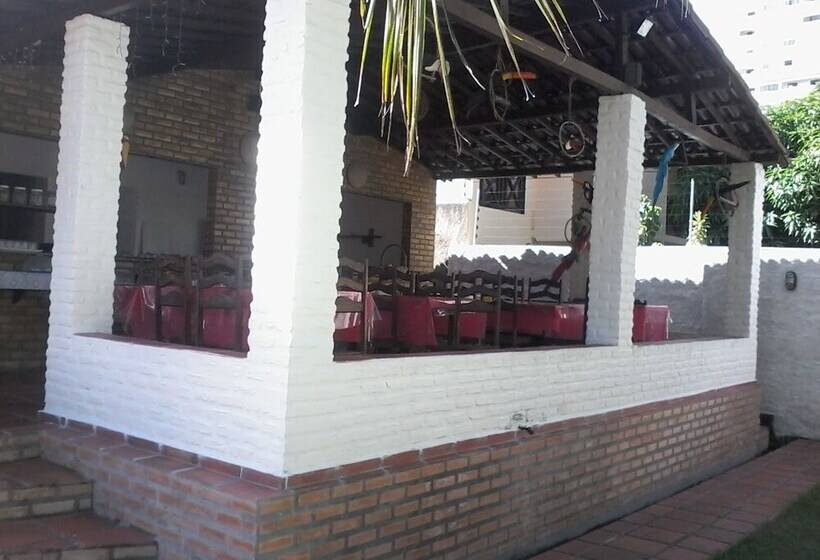 Отель Pousada Toca Do Tato