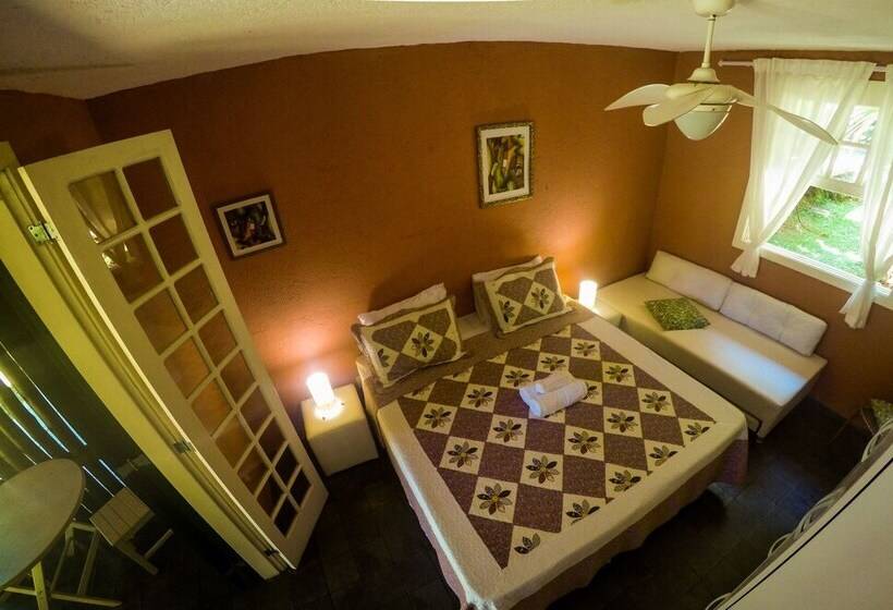 Отель Praia Da Crena