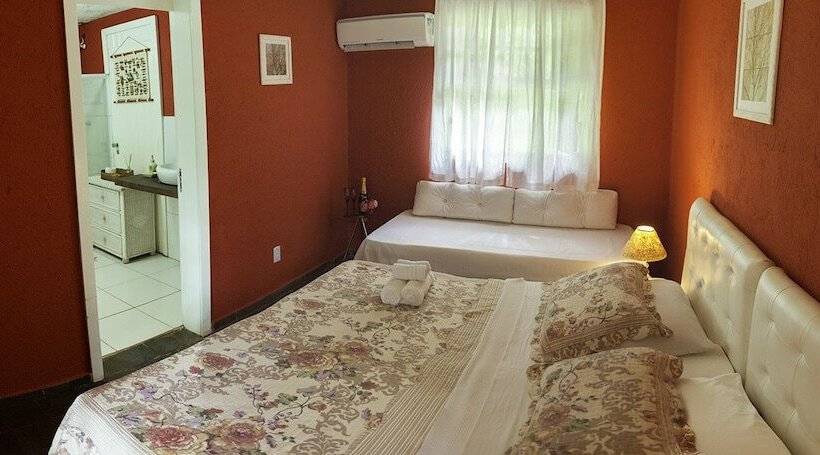 Отель Praia Da Crena