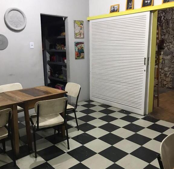 酒店 Rock! And Hostel Bh