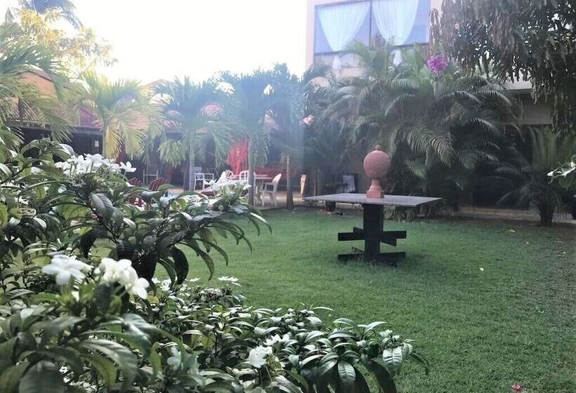 فندق Suites Veneza