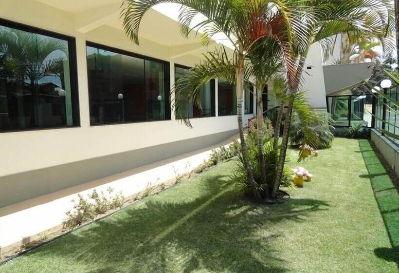 בית מלון כפרי Thanharu Praia