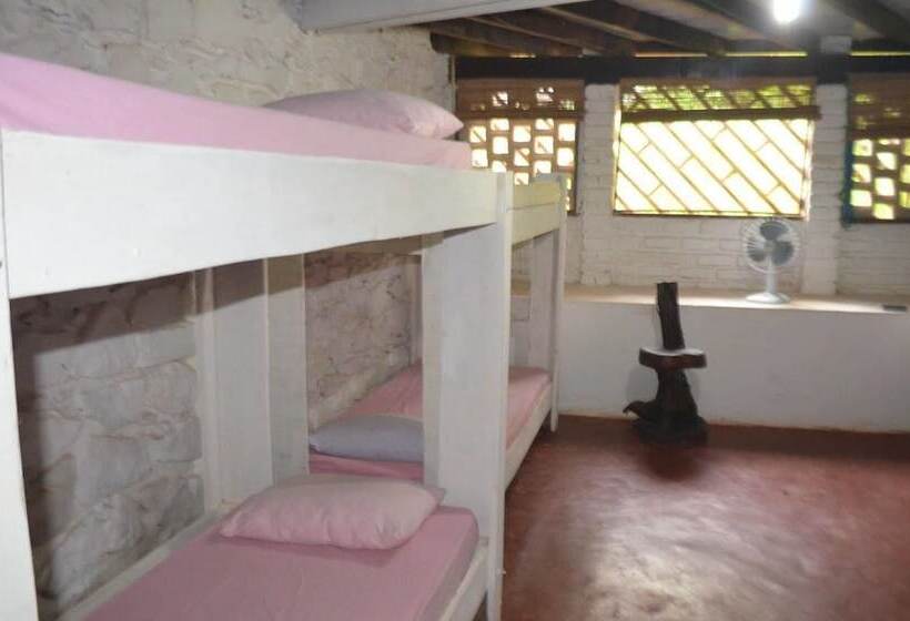 Pousada Navio Hostel E Camping Pop