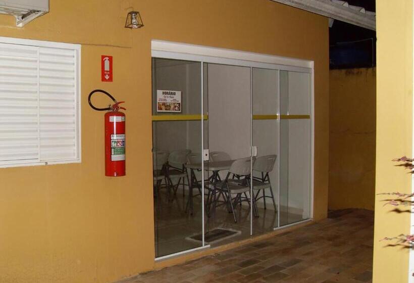 Unibarão Hotel Próximo As Universidades Unicamp Puc Hospitais Bancos Restaurantes Praça Capital S