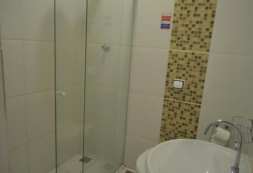 Unibarão Hotel Próximo As Universidades Unicamp Puc Hospitais Bancos Restaurantes Praça Capital S