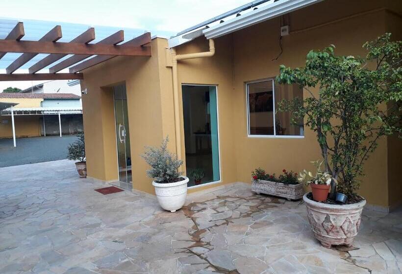 Unibarão Hotel Próximo As Universidades Unicamp Puc Hospitais Bancos Restaurantes Praça Capital S