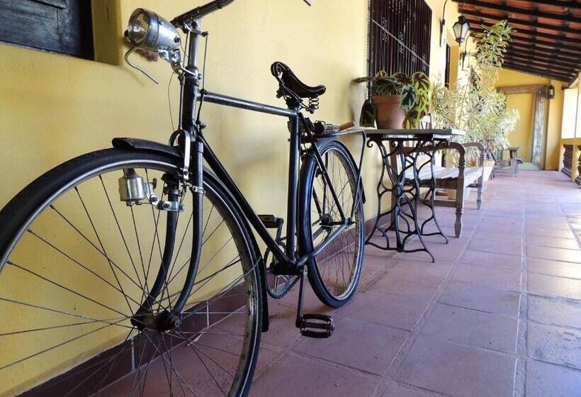 ユースホステル Guappo Socorro